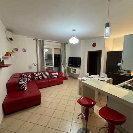 3 Bedrooms Apartment Шкодер Экстерьер фото