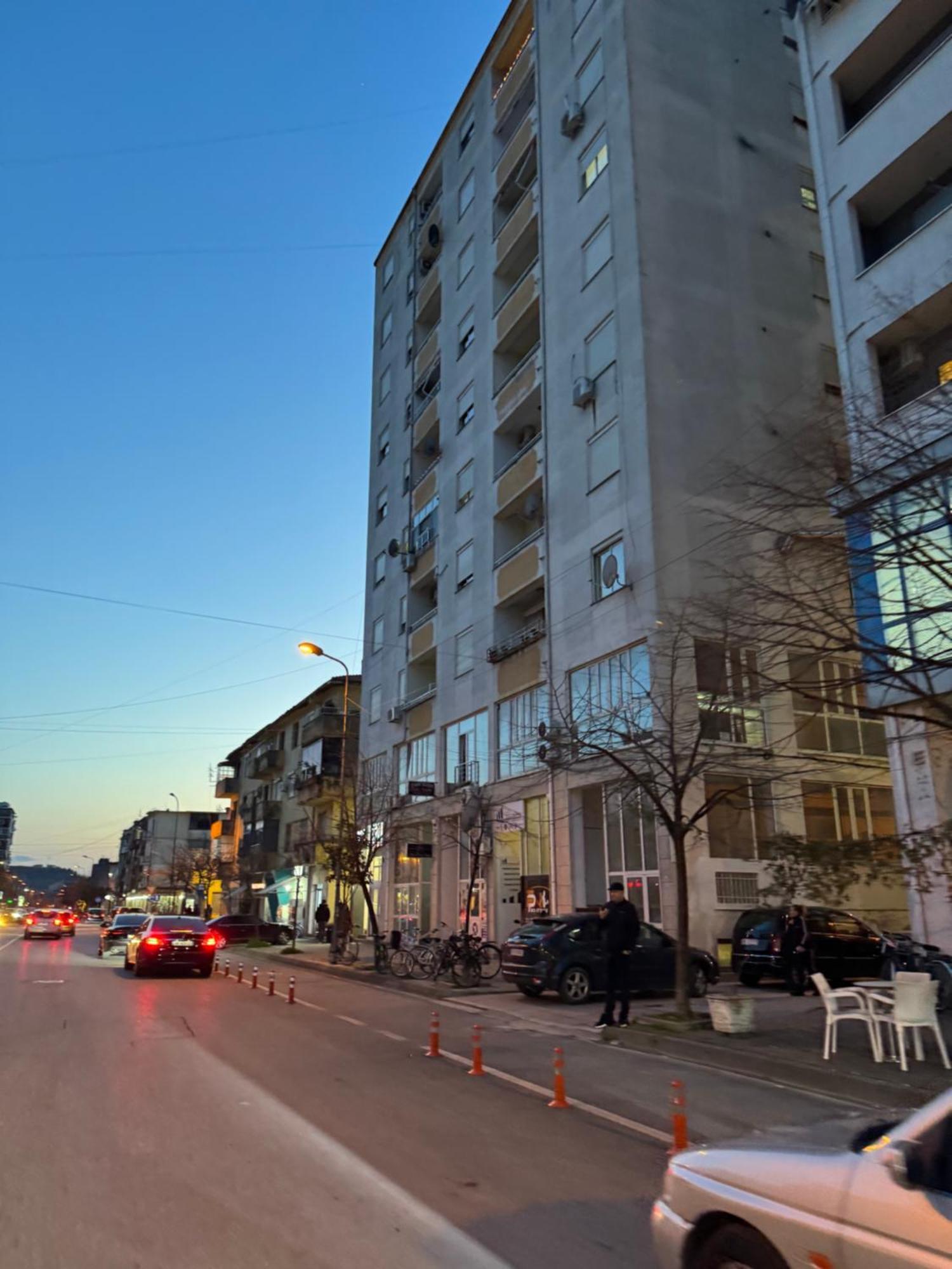 3 Bedrooms Apartment Шкодер Экстерьер фото