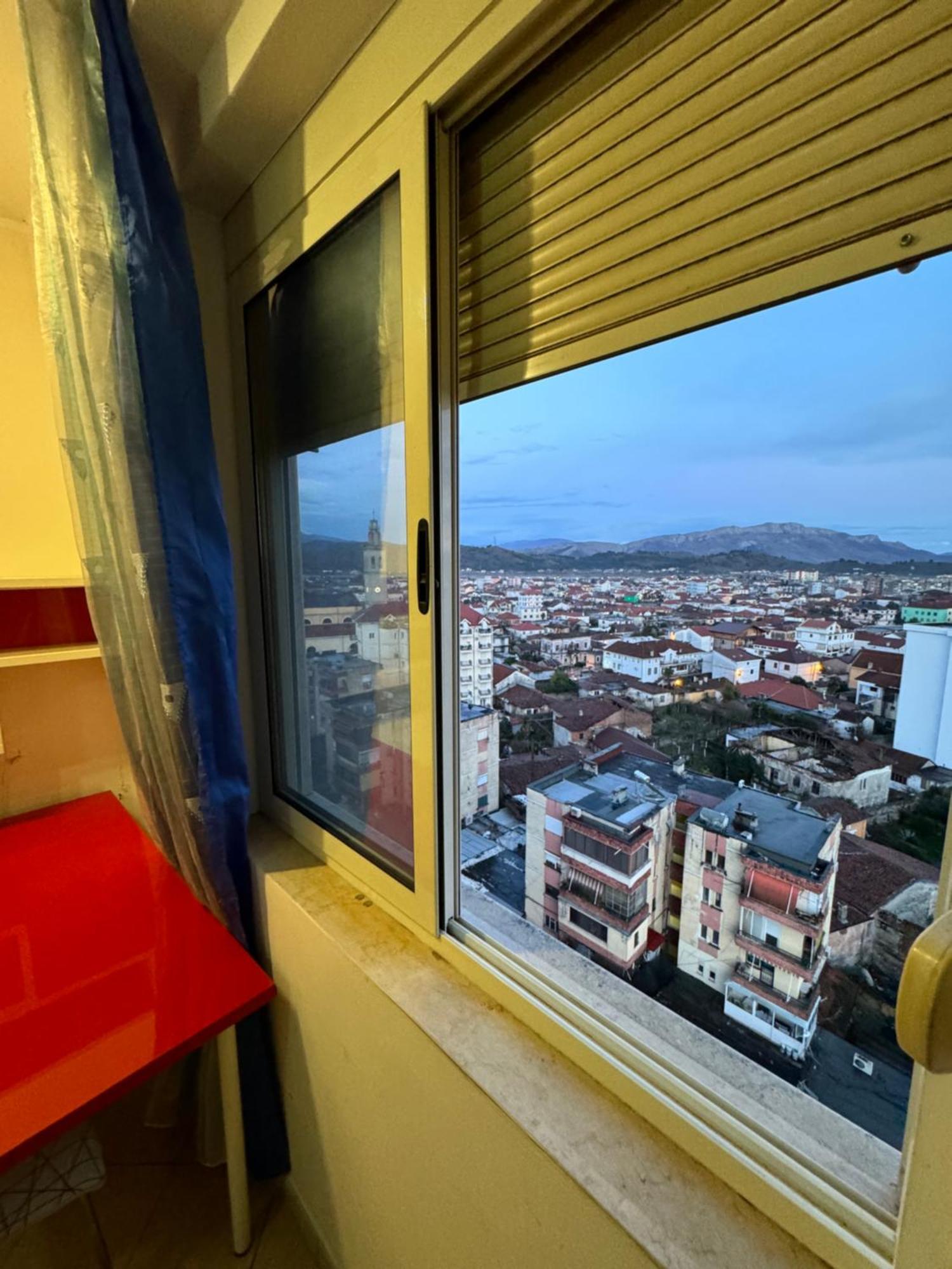 3 Bedrooms Apartment Шкодер Экстерьер фото